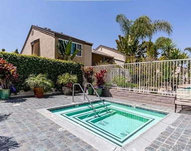 8571 Villa La Jolla Drive - Photo Thumbnail 6