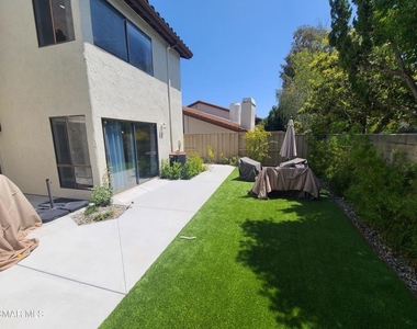 833 Shadow Lake Drive - Photo Thumbnail 25