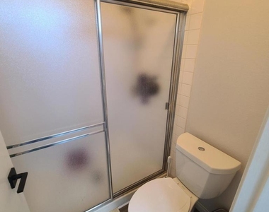 833 Shadow Lake Drive - Photo Thumbnail 14