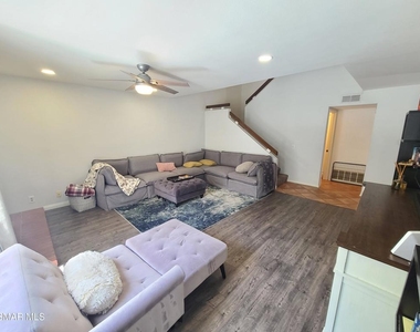 833 Shadow Lake Drive - Photo Thumbnail 3