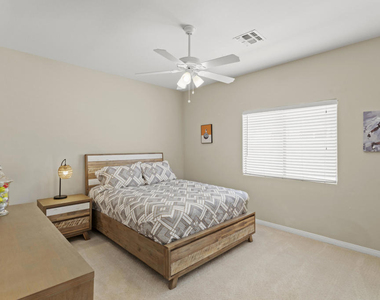 80162 Pebble Beach Drive - Photo Thumbnail 15