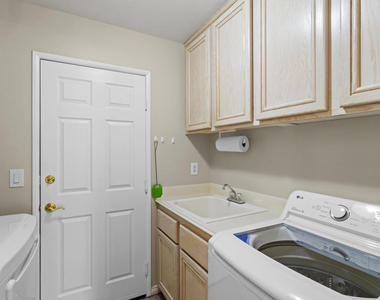 80162 Pebble Beach Drive - Photo Thumbnail 22