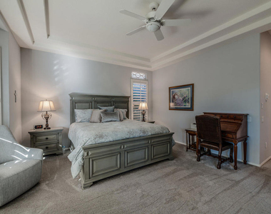 80571 Hoylake Drive - Photo Thumbnail 9