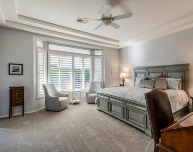 80571 Hoylake Drive - Photo Thumbnail 7