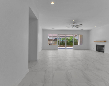 74613 Waterlily Circle - Photo Thumbnail 5