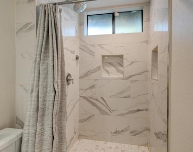 75240 Camello Court N - Photo Thumbnail 19