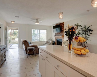 75240 Camello Court N - Photo Thumbnail 8