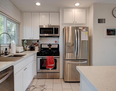 75240 Camello Court N - Photo Thumbnail 4