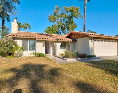 75240 Camello Court N - Photo Thumbnail 31