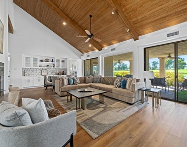 35018 Mission Hills Drive - Photo Thumbnail 12