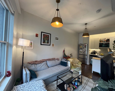 1009 Willoughby Avenue - Photo Thumbnail 4