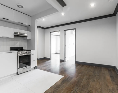 1078 Bergen Street - Photo Thumbnail 2