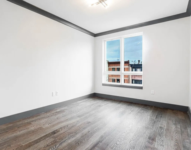 1078 Bergen Street - Photo Thumbnail 9