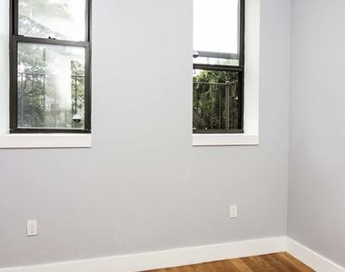 462 Pulaski Street - Photo Thumbnail 5
