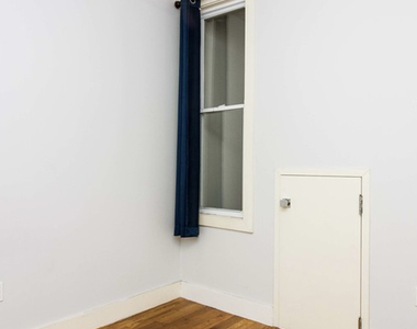 462 Pulaski Street - Photo Thumbnail 9