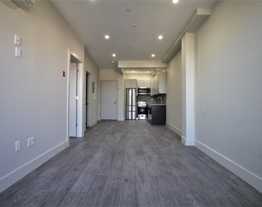 2517 Bedford Ave. - Photo Thumbnail 4