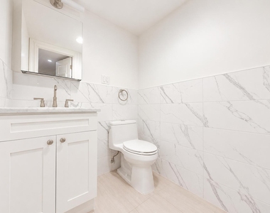 241 Ocean Parkway - Photo Thumbnail 14