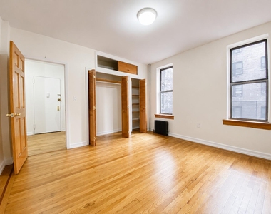 707 West 171st Street - Photo Thumbnail 5