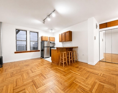 707 West 171st Street - Photo Thumbnail 6