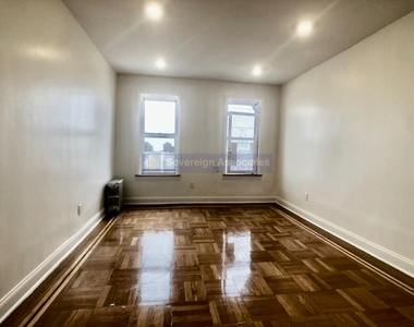 175 Pinehurst Avenue - Photo Thumbnail 1