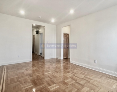 175 Pinehurst Avenue - Photo Thumbnail 3