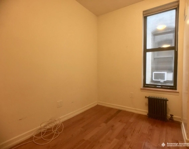 3133 Broadway - Photo Thumbnail 2