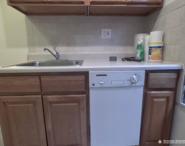 3133 Broadway - Photo Thumbnail 9
