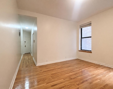 3135 Broadway - Photo Thumbnail 1