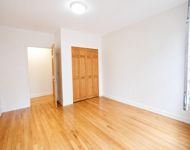112 Haven Avenue - Photo Thumbnail 6