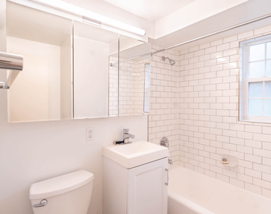 701 North Wayne Street - Photo Thumbnail 54