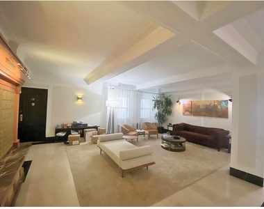 134 W 93rd St - Photo Thumbnail 8