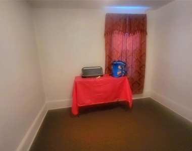 319 Mansion Street - Photo Thumbnail 3