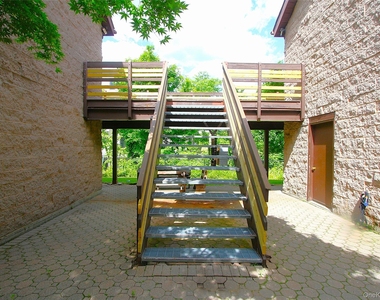 3115 Albany Post Road - Photo Thumbnail 11