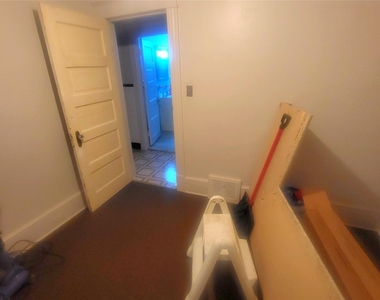 319 Mansion Street - Photo Thumbnail 10