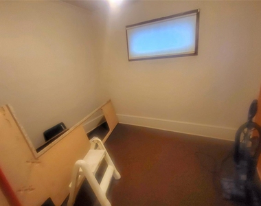 319 Mansion Street - Photo Thumbnail 11