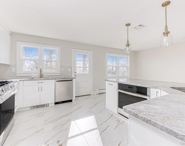 24 Gerke Avenue - Photo Thumbnail 11