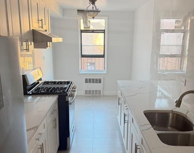 83-60 Vietor Avenue - Photo Thumbnail 1
