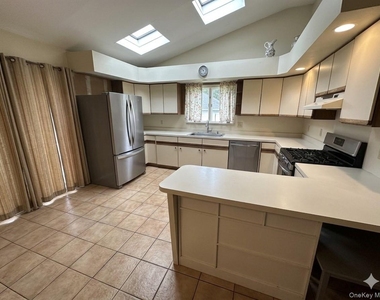 1132 Fulton Street - Photo Thumbnail 6