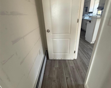 34-44 59th Street - Photo Thumbnail 7