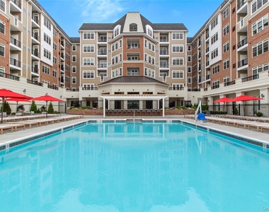 990 Corporate Drive - Photo Thumbnail 5