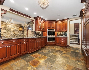 47 Shoreham Road - Photo Thumbnail 7