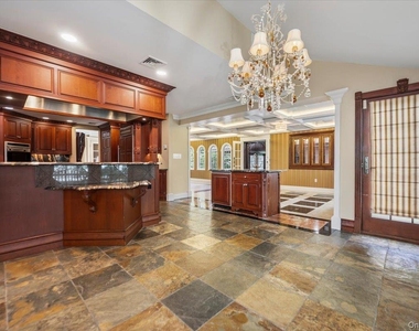 47 Shoreham Road - Photo Thumbnail 9