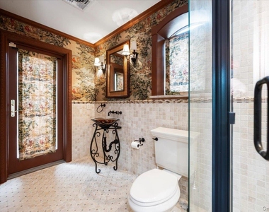 47 Shoreham Road - Photo Thumbnail 12
