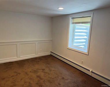 19 Laurel St - Photo Thumbnail 9
