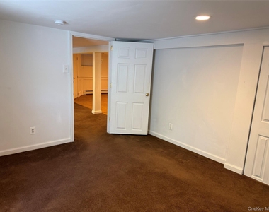 19 Laurel St - Photo Thumbnail 10