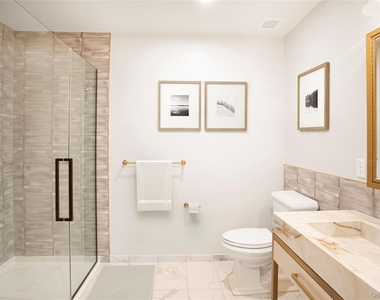 695 Merrick Avenue - Photo Thumbnail 3