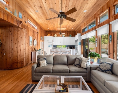 43 Crescent Avenue - Photo Thumbnail 2