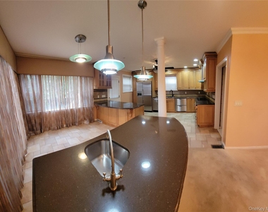 186-20 Troon Road - Photo Thumbnail 9