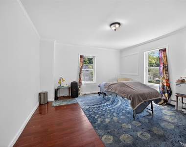 28 Academy Avenue - Photo Thumbnail 11