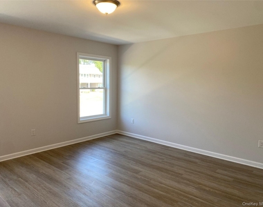120 E Central Avenue - Photo Thumbnail 10